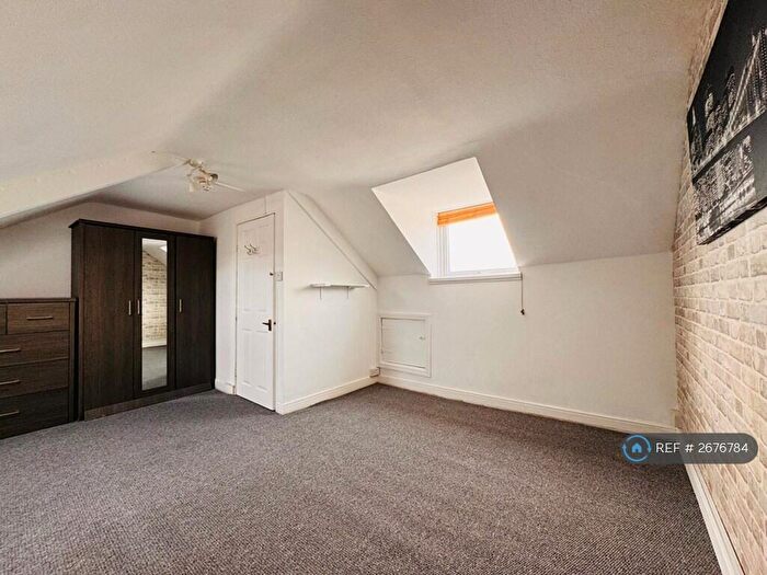 2 Bedroom Flat To Rent In Morden Road, Newport, NP19