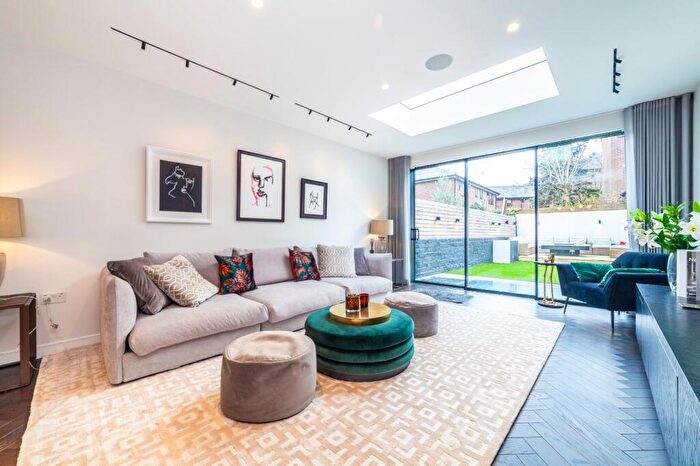 4 Bedroom Terraced House For Sale In Battersea Church Road, Battersea Park, SW11