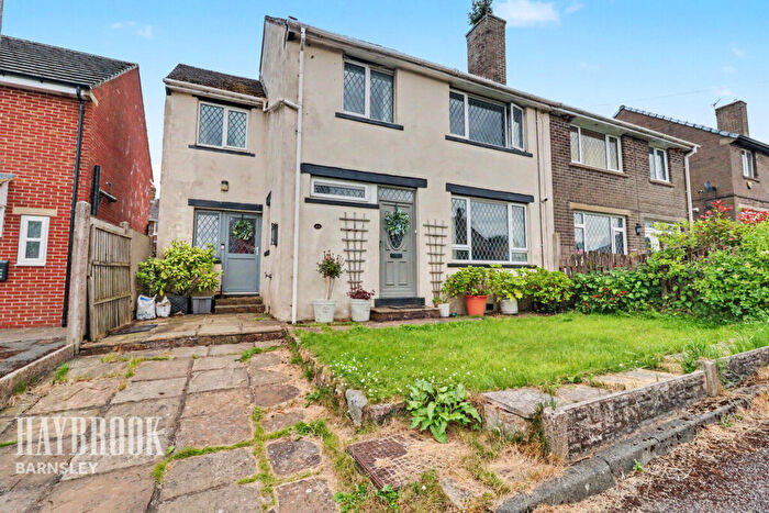 4 Bedroom Semi Detached House For Sale In Middlecliffe Drive, Crow Edge, S36