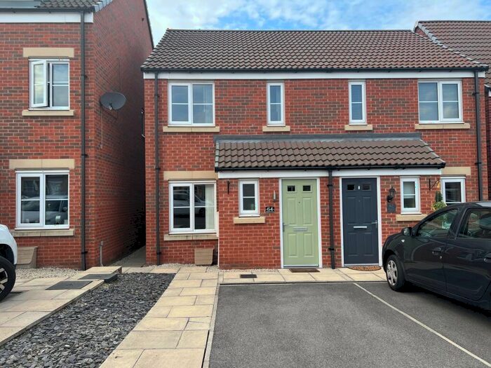 2 Bedroom House To Rent In Shepherd Way, Royston, Barnsley, S71
