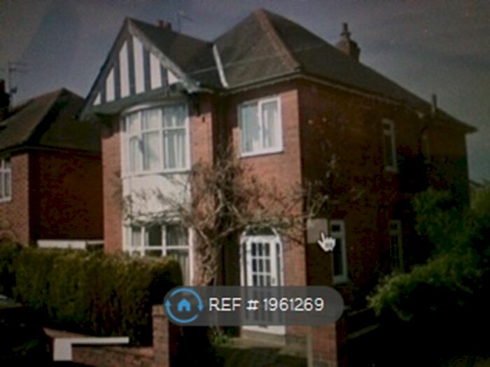3 Bedroom Detached House To Rent In Queens Road, Leicester, LE2