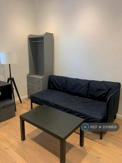 Studio To Rent In Goulton Road, London, E5