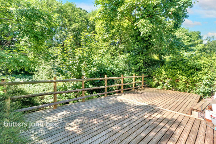 3 Bedroom Semi-Detached House For Sale In Belgrave Avenue, West Heath, Congleton, CW12