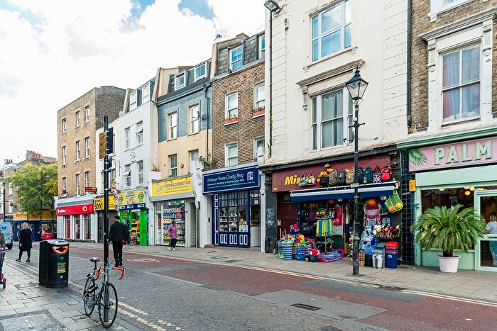 1 Bedroom Flat To Rent In Mare Street, London, E8