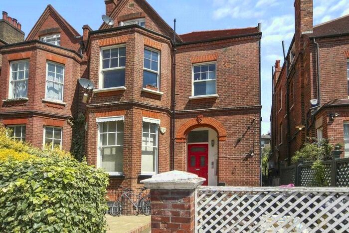 Studio To Rent In Lambolle Road, Belsize Park, London, NW3