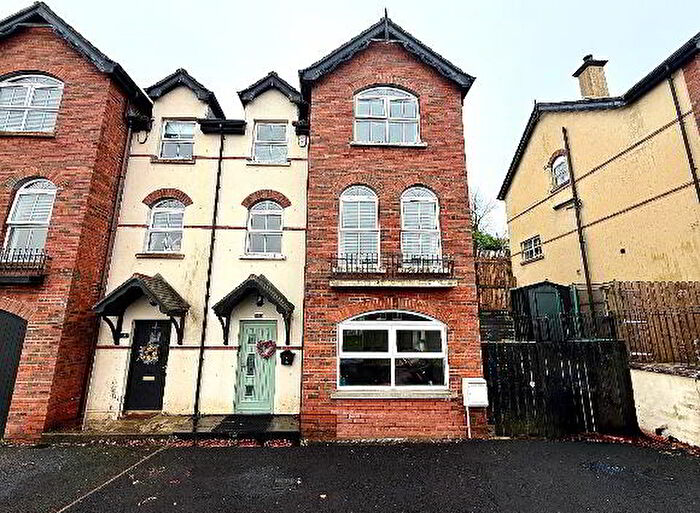 4 Bedroom Semi-Detached House For Sale In Foxhill., Derry, BT47