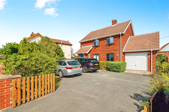 3 Bedroom Detached House For Sale In The Street, Yaxley, Eye, IP23