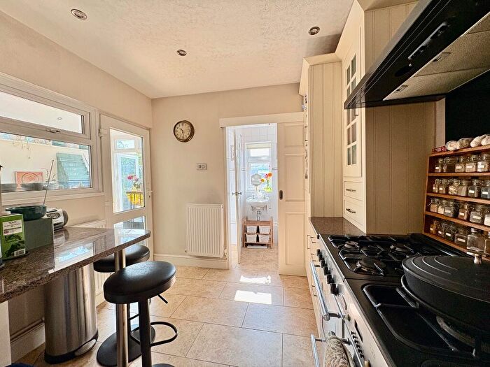 3 Bedroom Terraced House For Sale In The Drive, Phippsville, Northampton, NN1