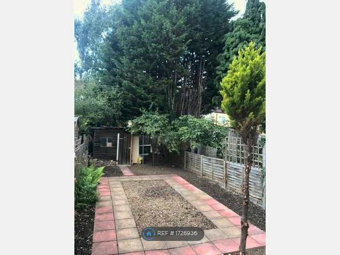 3 Bedroom Terraced House To Rent In Congress Road, London, SE2