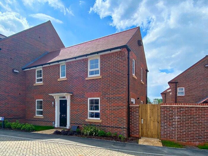 3 Bedroom Detached House To Rent In Blackburne Way, Tongham, Farnham, Surrey, GU10