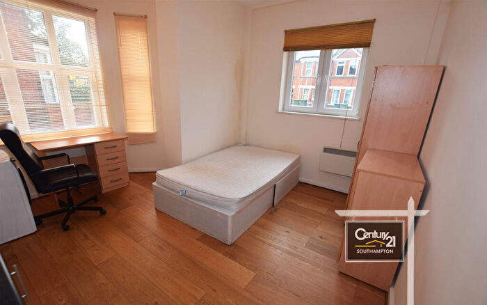Studio To Rent In |Ref: |, Portswood Road Southampton, SO17