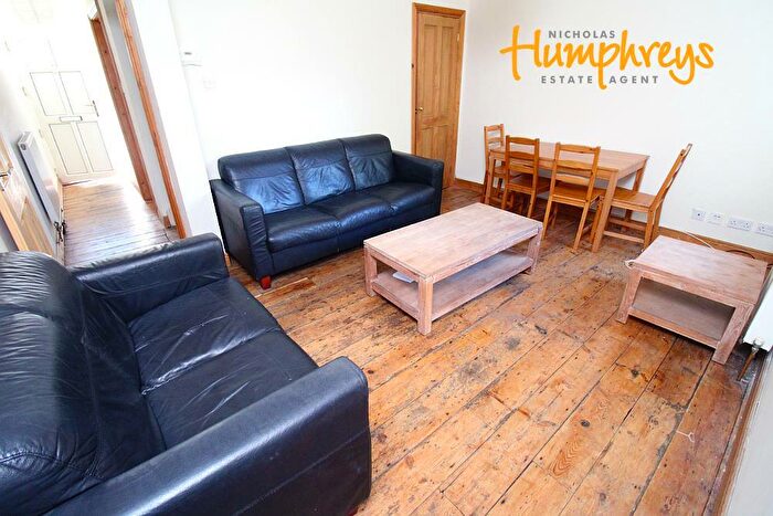 4 Bedroom Terraced House To Rent In Berkeley Road, Southampton, SO15