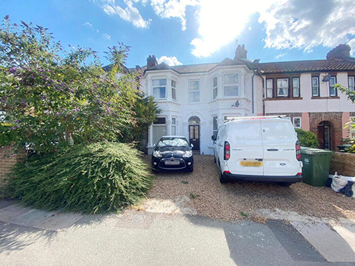 Apartment To Rent In Springbank Road, London, SE13