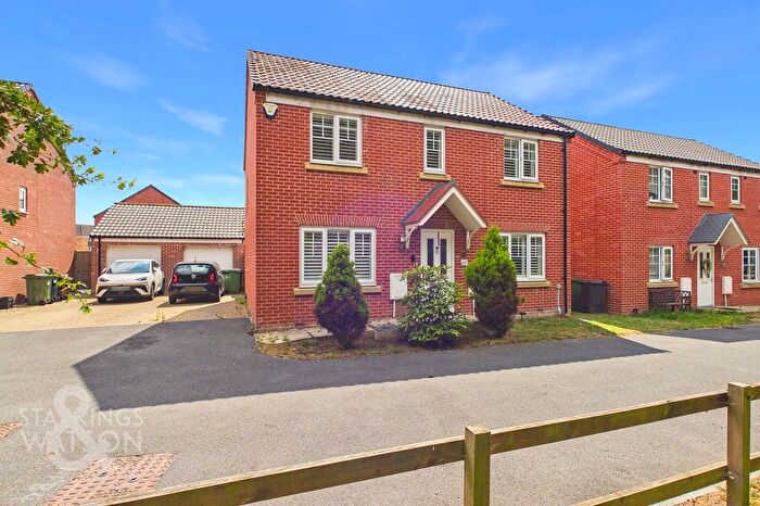 4 Bedroom Detached House For Sale In Chamberlain Rise, Wymondham, NR18