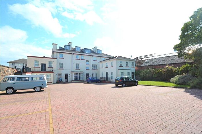 2 Bedroom Flat For Sale In Montpellier Crescent, Wallasey, Wirral, CH45