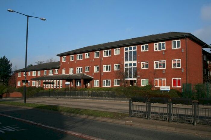 1 Bedroom Flat To Rent In St Marys Court, Oldham, OL1