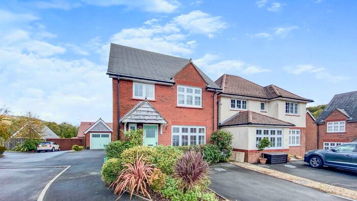 4 Bedroom Detached House To Rent In Bryn Morgrug, Alltwen, Swansea, West Glamorgan, SA8