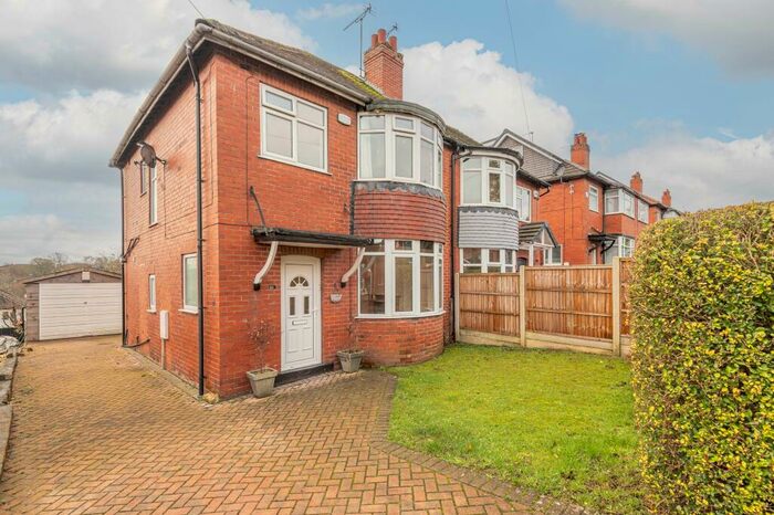 3 Bedroom Semi-Detached House To Rent In Stainburn Road, Moortown, Leeds, LS17