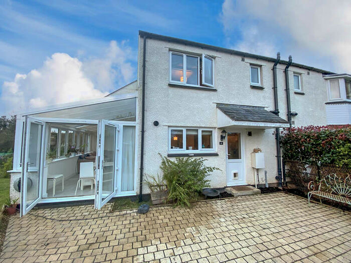 2 Bedroom End Of Terrace House For Sale In Chudleigh, Devon, TQ13