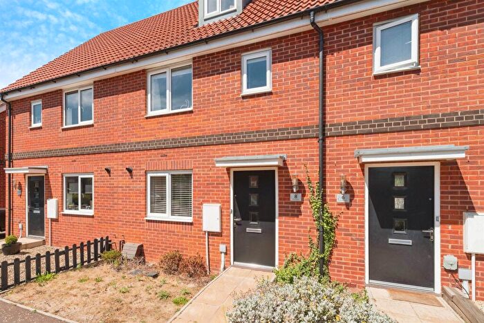 3 Bedroom Town House For Sale In Finch Road, Attleborough, NR17