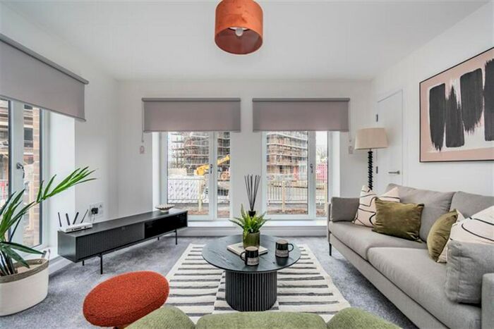 2 Bedroom Flat To Rent In Thread Court, Glasgow, G40