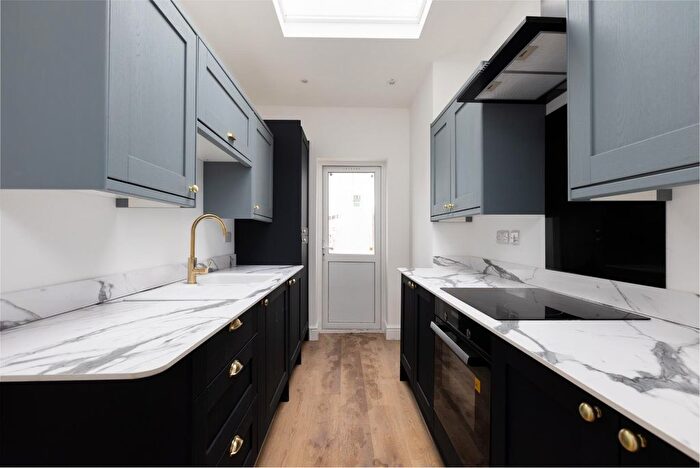 4 Bedroom Terraced House For Sale In All Hallows Road, Easton, BS5