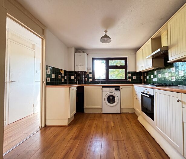 4 Bedroom Terraced House To Rent In Birch Close, London, E16