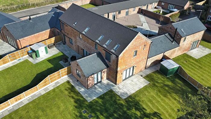 3 Bedroom Barn Conversion To Rent In Newbold Farm, Main Street, Newbold-On-Avon, Rugby, CV21