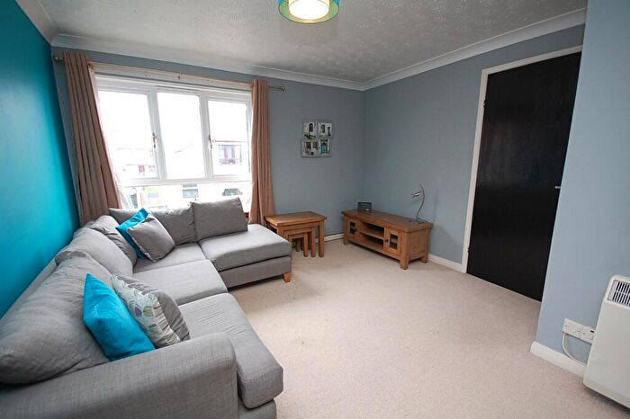 1 Bedroom Flat To Rent In Dunlin Road, Cove, Aberdeen, AB12