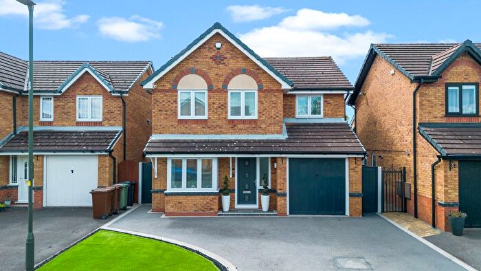 4 Bedroom Detached House For Sale In Lapwing Close, Lowton, WA3