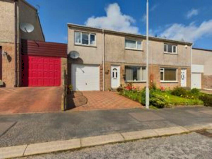 4 Bedroom Semi-Detached House For Sale In Oldmill Crescent, Aberdeen, AB23