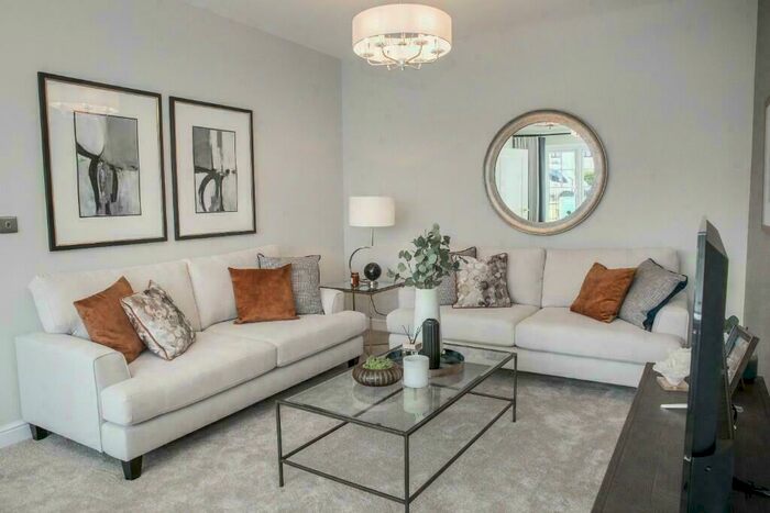 4 Bedroom Detached House For Sale In Manchester Road Heywood, OL10