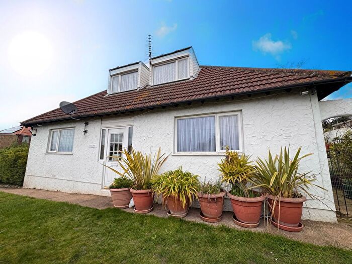 3 Bedroom Detached House To Rent In Kent Road, Margate, Kent, CT9