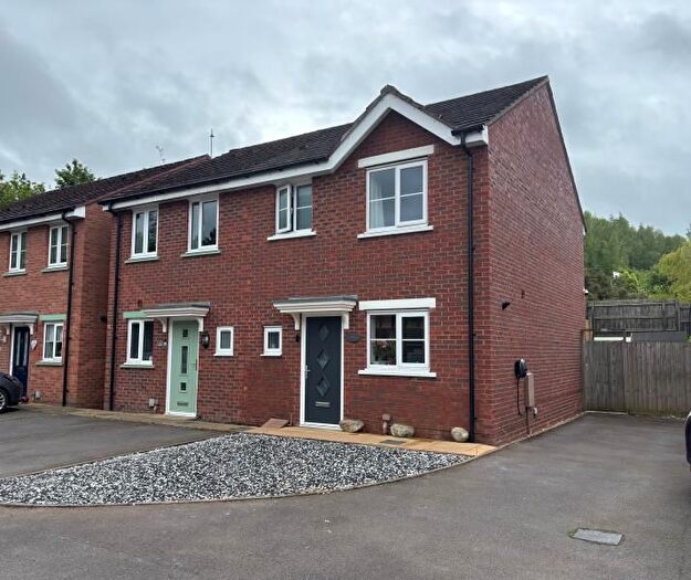 3 Bedroom Semi-Detached House For Sale In Cloisters Way, St Georges, TF2