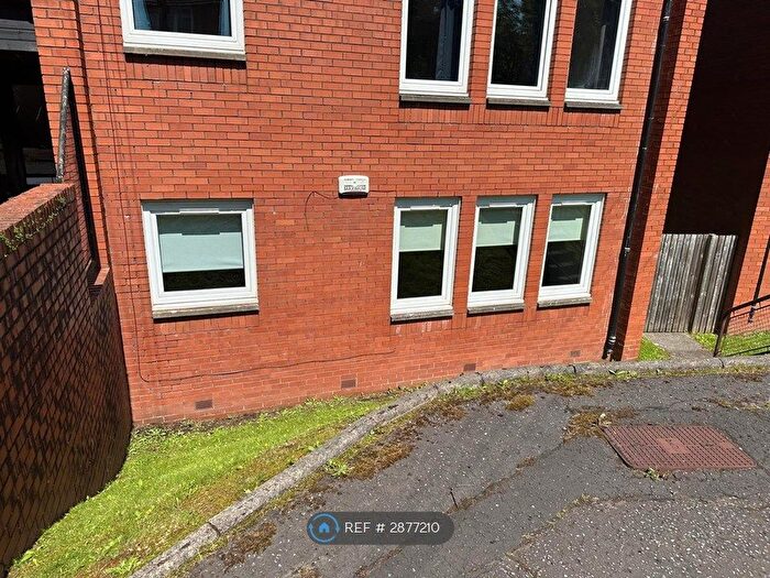 2 Bedroom Flat To Rent In Kelvinside Drive, Glasgow, G20