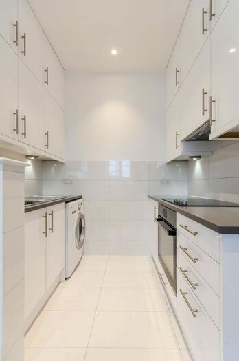 1 Bedroom Flat To Rent In Templeton Place, Earls Court, London, SW5