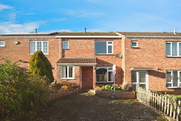 3 Bedroom Terraced House For Sale In Rowan Drive, Taunton, TA1