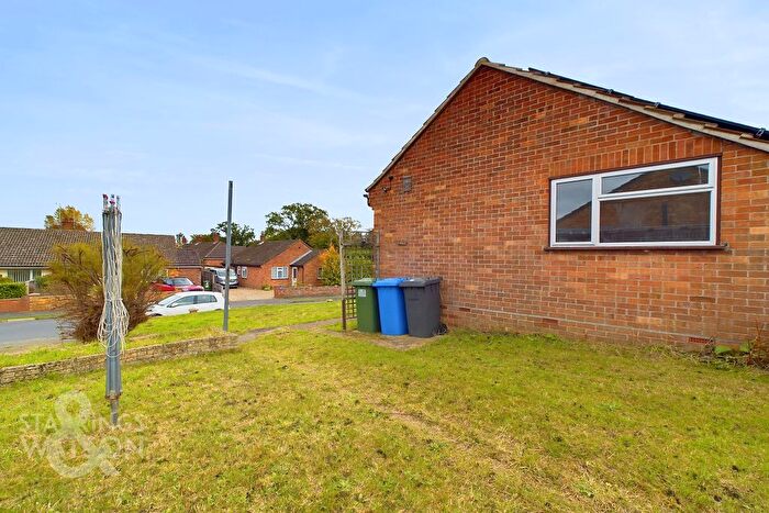 2 Bedroom Detached Bungalow For Sale In Tower Mill Road, Bungay, NR35
