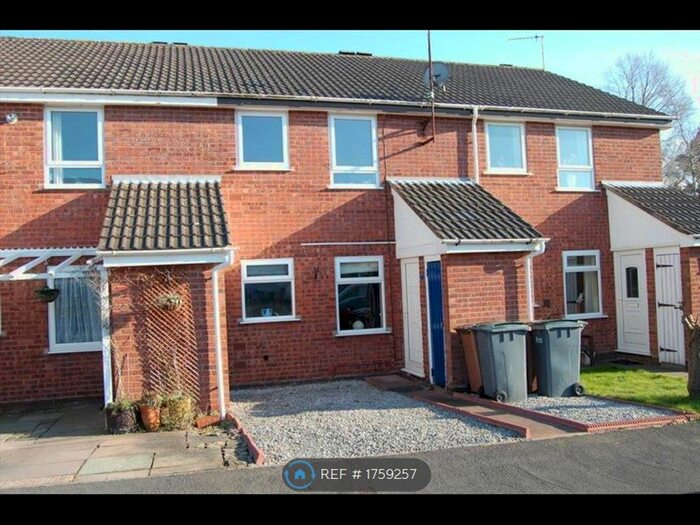 1 Bedroom Flat To Rent In Trentham, Stoke-On-Trent, ST4