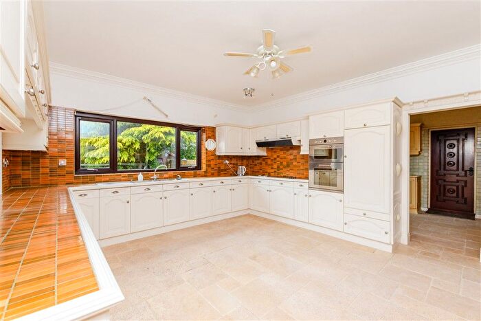 5 Bedroom Detached House For Sale In Hever Avenue, West Kingsdown, Sevenoaks, Kent, TN15