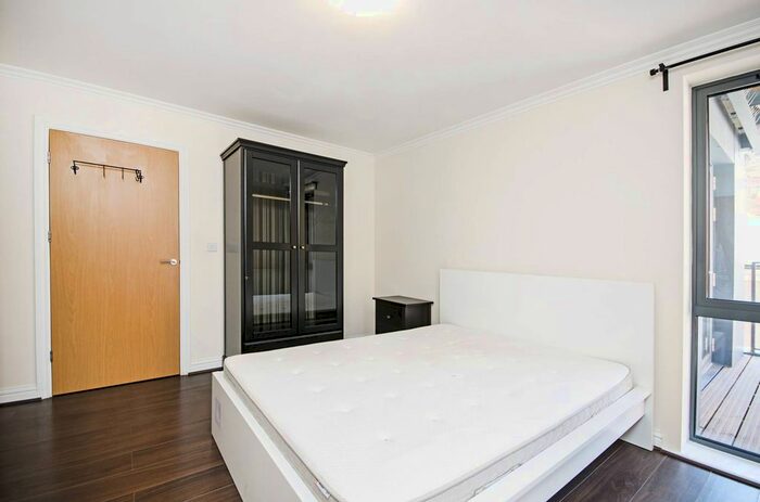 2 Bedroom Flat To Rent In Charcot Road, Colindale, London, NW9