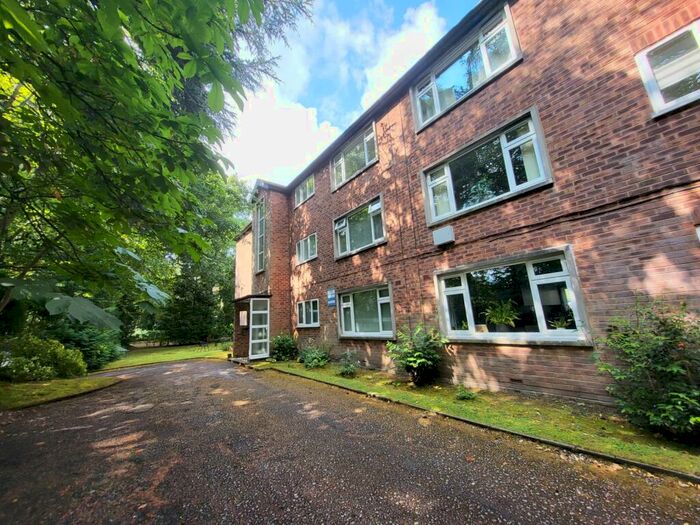 2 Bedroom Apartment To Rent In Holme Road, Didsbury, Manchester, M20