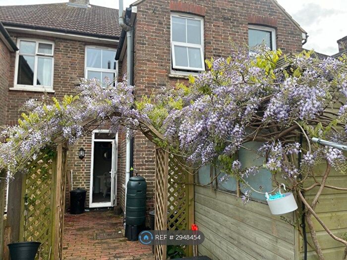 3 Bedroom Terraced House To Rent In Hillside Cottages, Haywards Heath, RH17