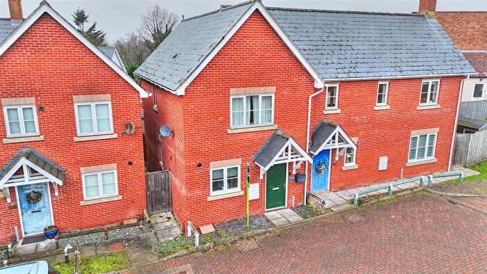 2 Bedroom Semi Detached House For Sale In Foxhall Road, Ipswich, IP3