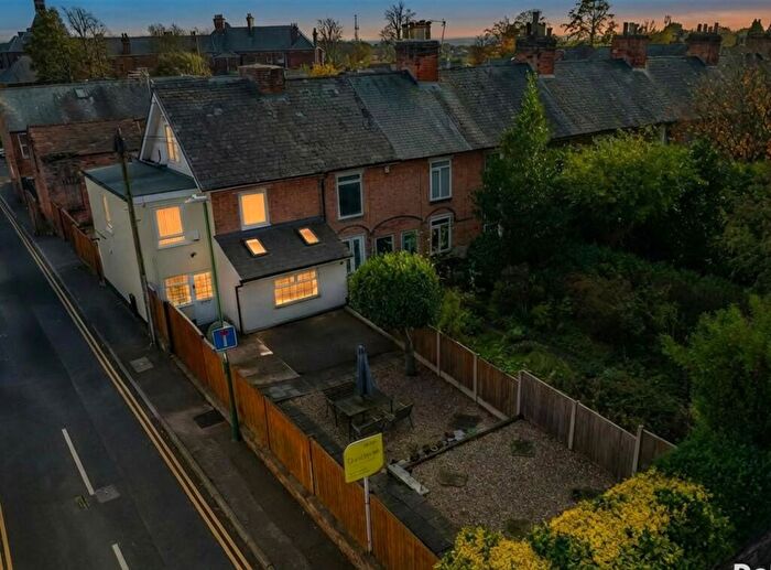 4 Bedroom End Of Terrace House For Sale In Woodborough Road, Mapperley, Nottingham, NG3