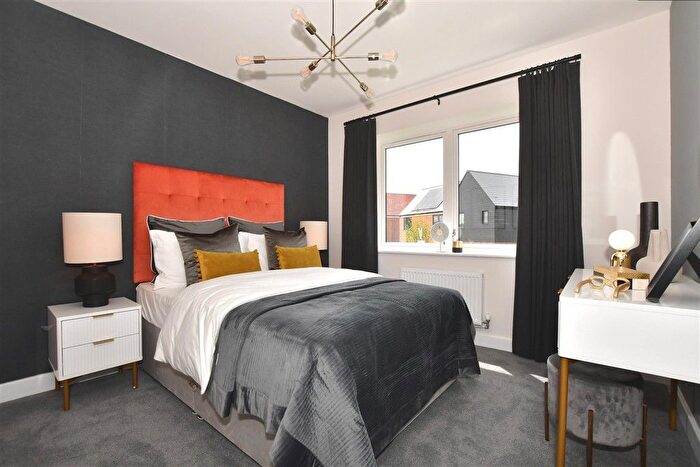 3 Bedroom Semi-detached House For Sale In Barley Drive, Grasmere Gardens (Phase ), Chestfield, Whitstable, Kent, CT5