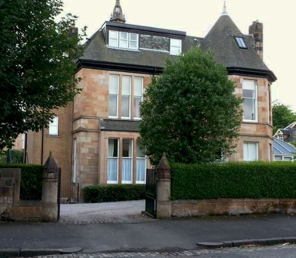 1 Bedroom Flat To Rent In Leslie Road, Glasgow, G41
