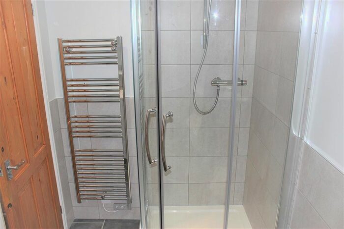1 Bedroom Maisonette To Rent In St. Gregory Close, Ruislip Manor, Ruislip HA4