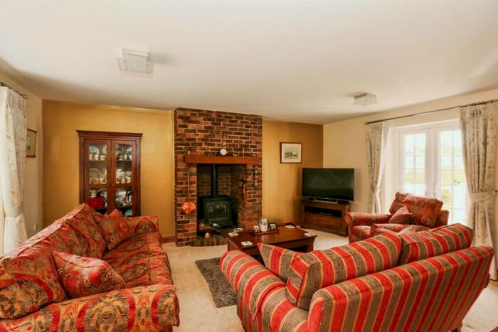 5 Bedroom Detached House For Sale In Copyhold Lane, Winterbourne Abbas, Dorchester, DT2