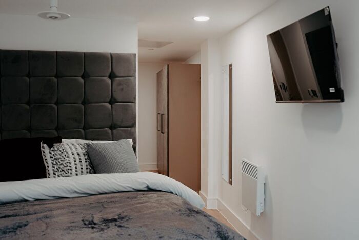 1 Bedroom Studio To Rent In Hanley Street, Birmingham, B19